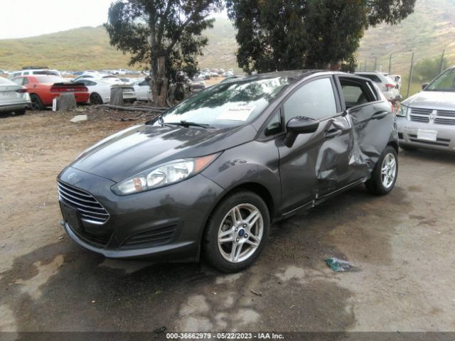 Ford FIESTA SE 2017 3FADP4EJ4HM150570 Image 2