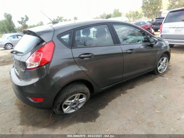 Ford FIESTA SE 2017 3FADP4EJ4HM150570 Image 5