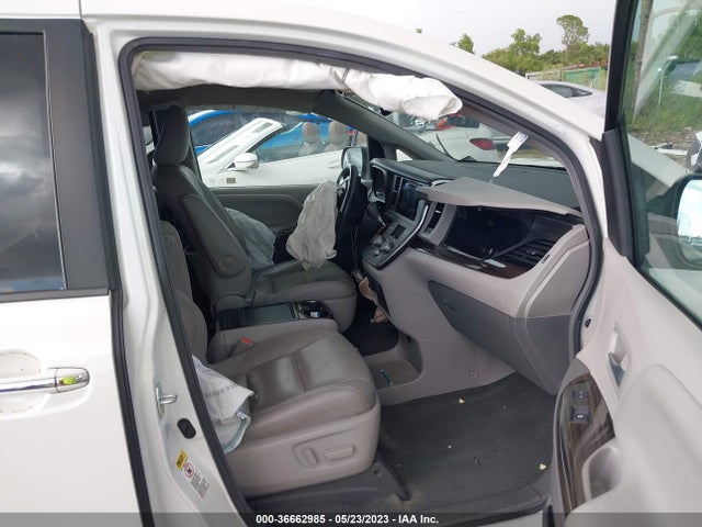 2017 TOYOTA SIENNA XLE AUTO ACCESS VIN: 5TDYZ3DC9HS844643
