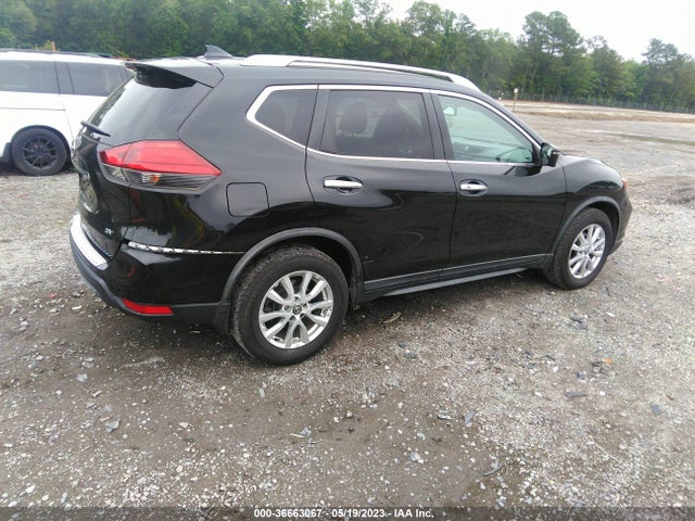 2017 NISSAN ROGUE SV VIN: KNMAT2MT8HP576126
