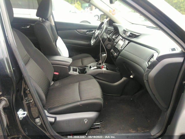 2017 NISSAN ROGUE SV VIN: KNMAT2MT8HP576126