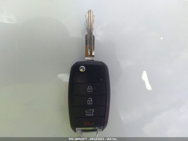 3KPFK4A78JE238937 KIA FORTE LX