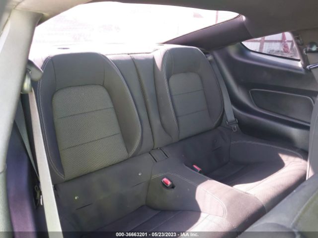 1FA6P8AM4H5323123 Ford Mustang V6