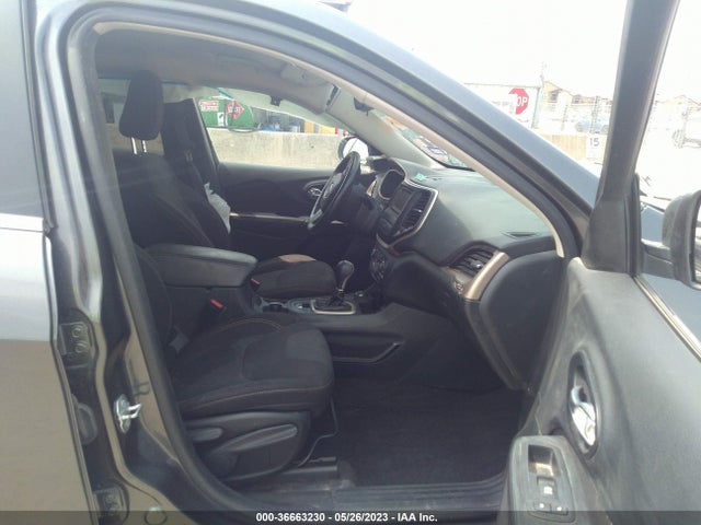 2016 JEEP CHEROKEE LATITUDE VIN: 1C4PJMCS7GW239813