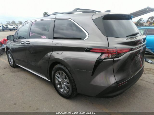 5TDJRKEC2NS099367 Toyota SIENNA XLE