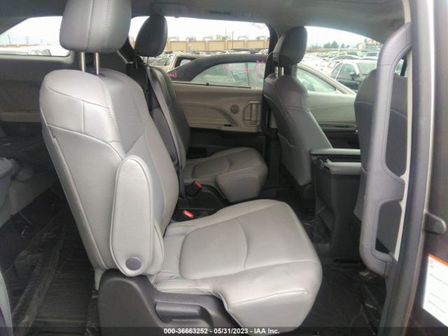 5TDJRKEC2NS099367 Toyota SIENNA XLE