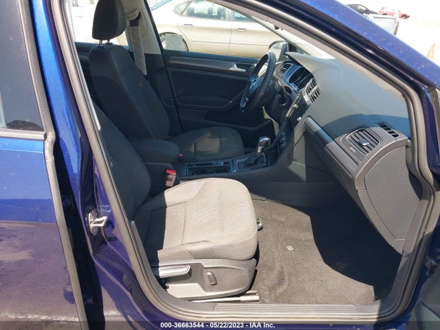 WVWKR7AU9KW910187 Volkswagen E-golf Se
