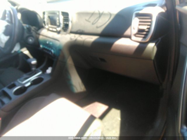 KNDPM3AC8H7220440 KIA Sportage Lx