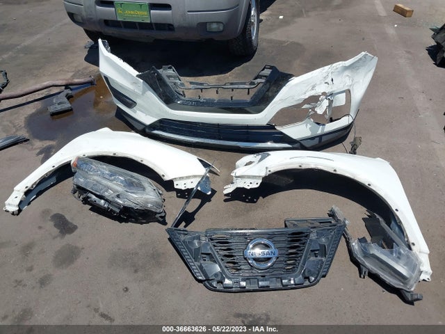 Nissan ROGUE S 2017 JN8AT2MT1HW146755 Image 4