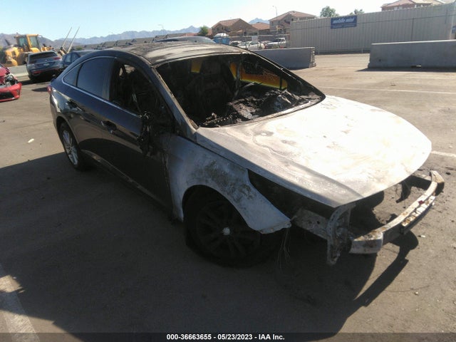 2015 5NPE24AF8FH122241 main image
