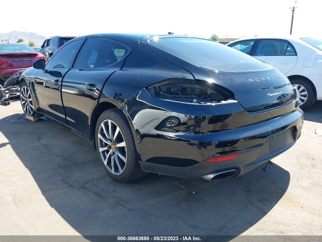 WP0AA2A74FL000339 Porsche Panamera