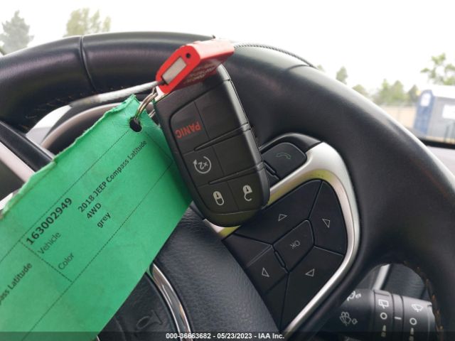 3C4NJDBB9JT409319 Jeep Compass Latitude