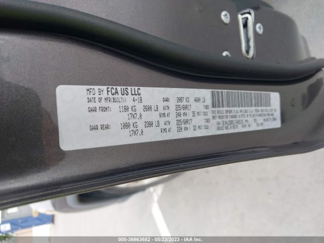 3C4NJDBB9JT409319 Jeep Compass Latitude