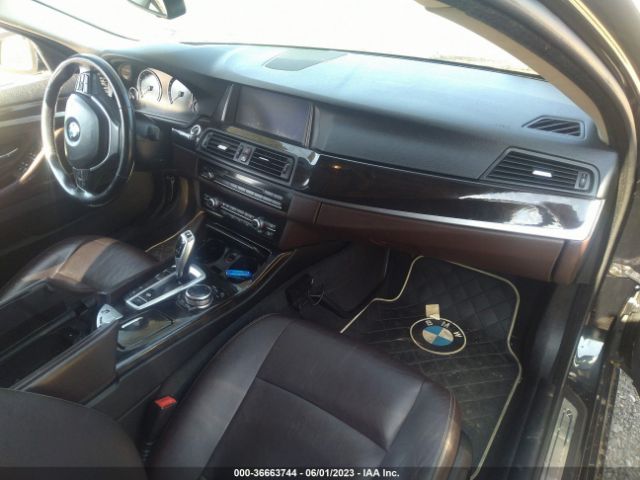 WBA5A7C50ED617379 BMW 5 Series 528i Xdrive