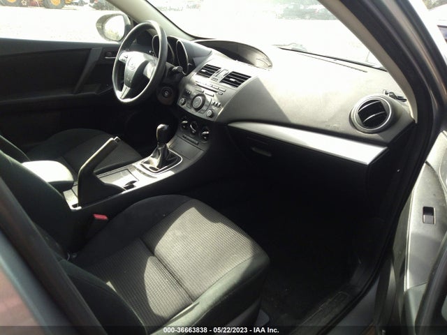 2013 MAZDA MAZDA3 I SV VIN: JM1BL1TG0D1830315