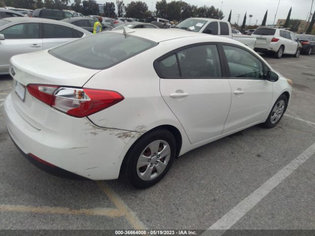 KNAFK4A65G5572917 KIA FORTE LX