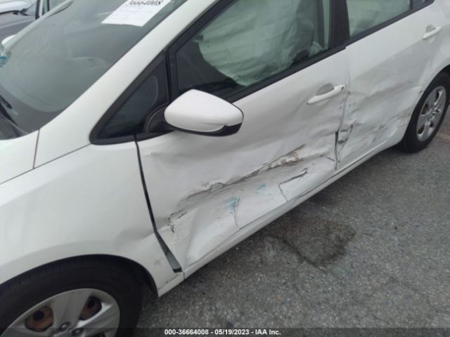 KNAFK4A65G5572917 KIA FORTE LX