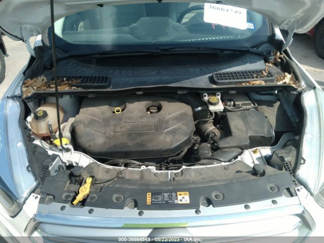 1FMCU0J96HUA26259 Ford Escape Titanium
