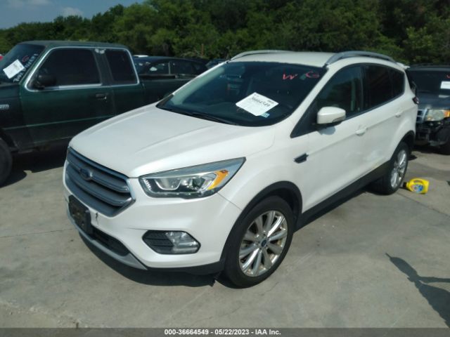 1FMCU0J96HUA26259 Ford Escape Titanium