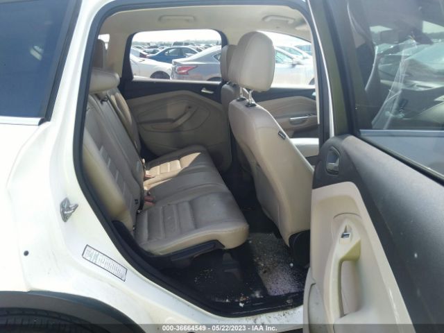 1FMCU0J96HUA26259 Ford Escape Titanium