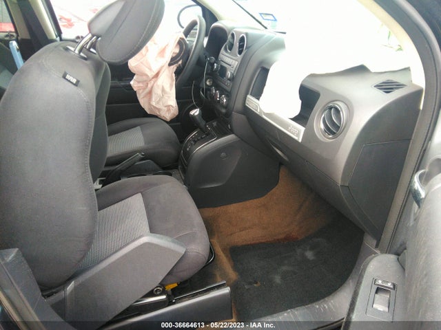 1C4NJCBB7GD755362 Jeep Compass Sport