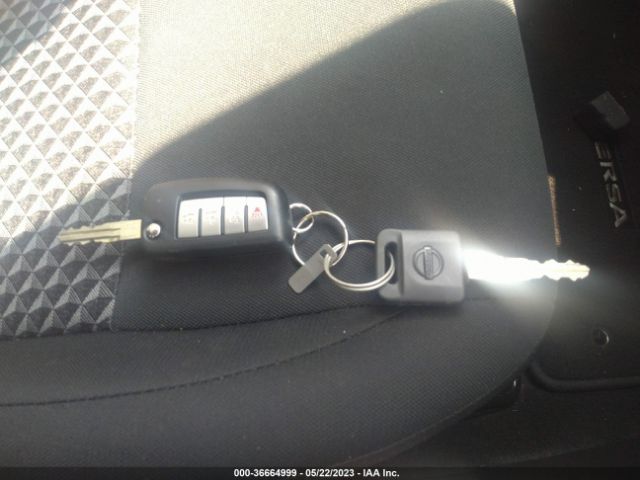 3N1CN8DV3NL859583 Nissan VERSA S