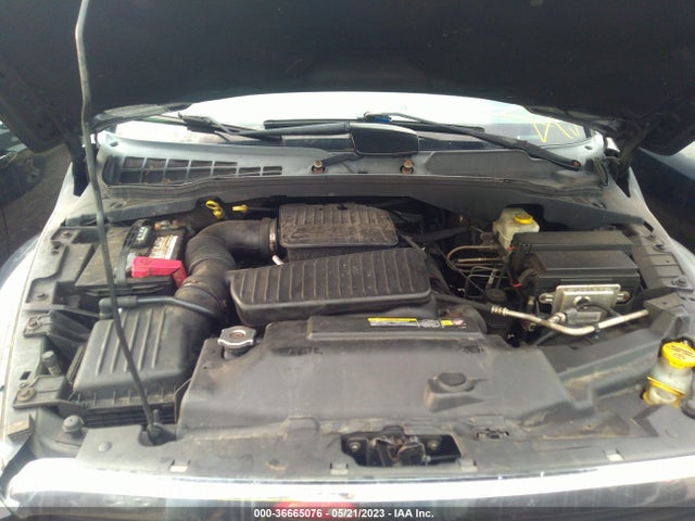 2006 DODGE DURANGO SXT VIN: 1D4HB38N66F155918