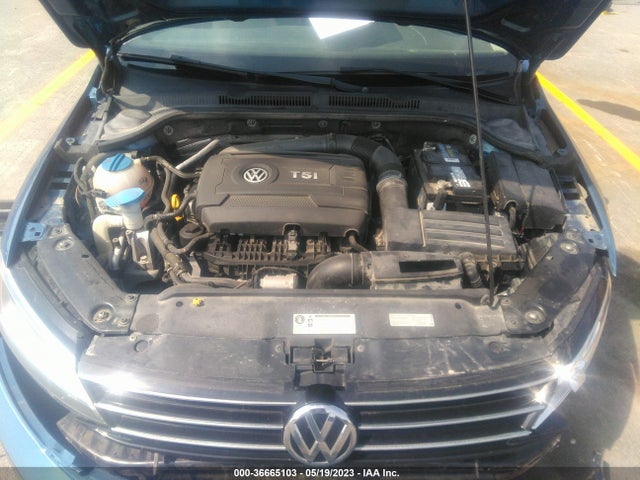 3VWD17AJ8FM320183 Volkswagen Jetta Sedan 1.8t Se