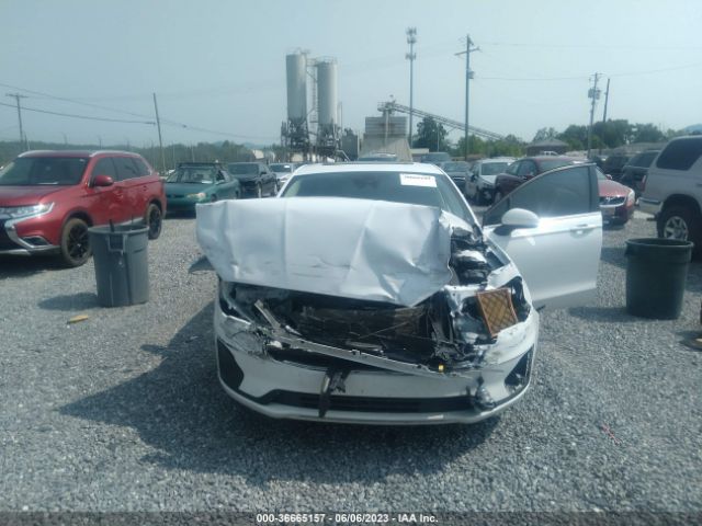3FA6P0HD2LR150635 Ford FUSION SE