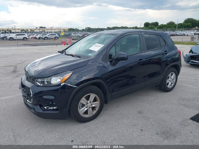 Chevrolet TRAX LS 2022 KL7CJKSM7NB536281 Image 2