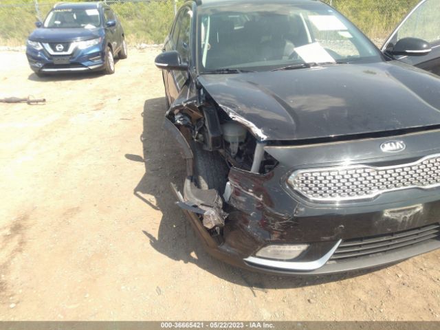 KNDCC3LC1H5063800 KIA Niro Touring Launch Edition