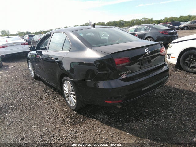 36665435 :رقم المزاد ، 3VWL17AJ8GM229296 vin ، 2016 Volkswagen Jetta Sedan 1.8t Sel مزاد بيع