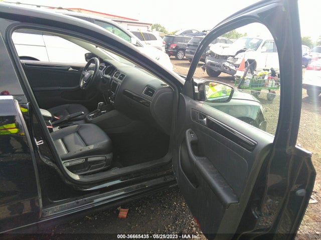 36665435 :رقم المزاد ، 3VWL17AJ8GM229296 vin ، 2016 Volkswagen Jetta Sedan 1.8t Sel مزاد بيع