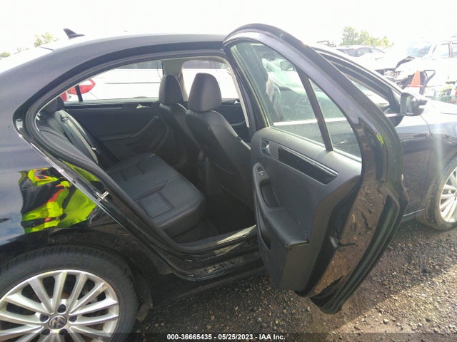 36665435 :رقم المزاد ، 3VWL17AJ8GM229296 vin ، 2016 Volkswagen Jetta Sedan 1.8t Sel مزاد بيع