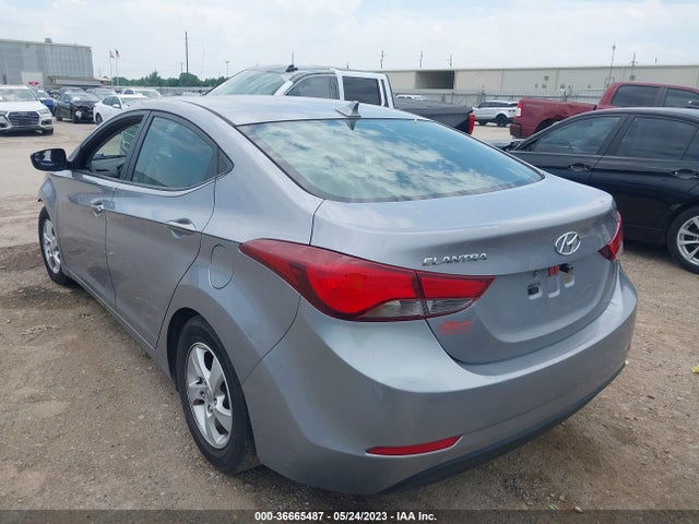 Hyundai ELANTRA SE 2015 5NPDH4AE4FH633740 Image 3