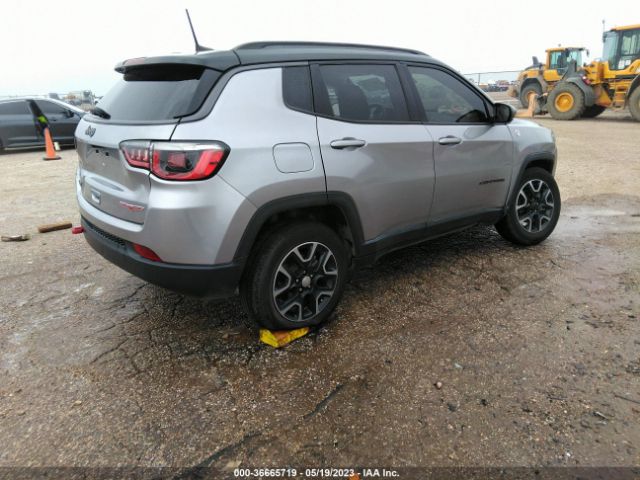 3C4NJDDB4KT752666 Jeep Compass Trailhawk