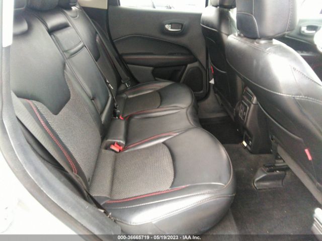 3C4NJDDB4KT752666 Jeep Compass Trailhawk