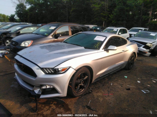 Ford Mustang V6 2015 1FA6P8AM6F5361787 Image 2