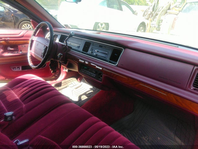 1993 MERCURY GRAND MARQUIS LS VIN: 2MELM75W7PX684403