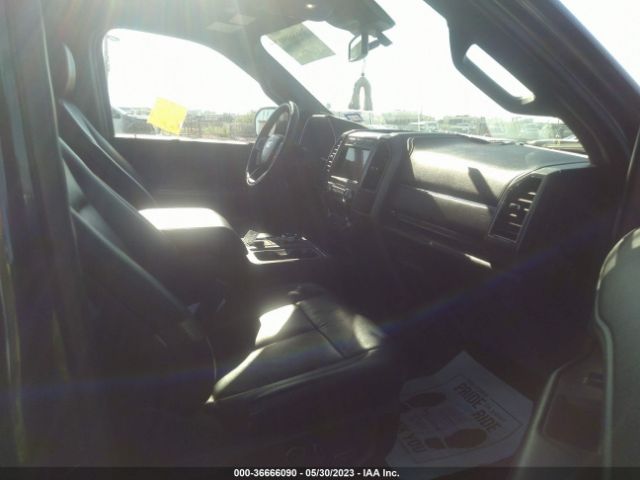 1FMJU1HT5KEA55025 Ford Expedition Xlt