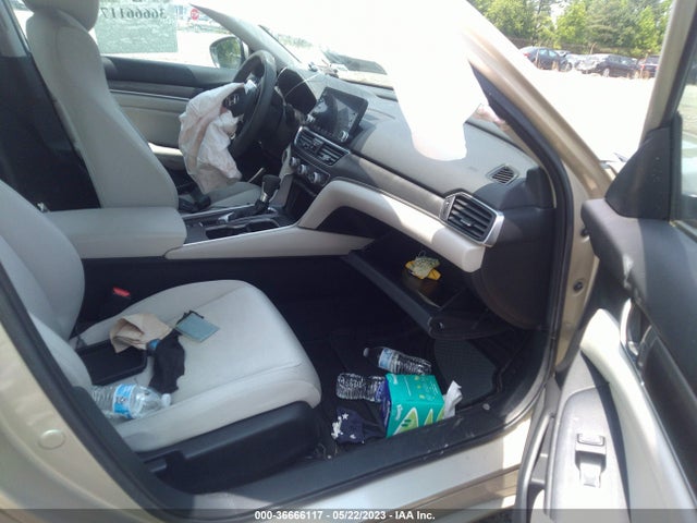 2019 HONDA ACCORD SEDAN LX 1.5T VIN: 1HGCV1F10KA074487