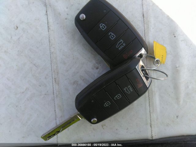 KNADN5A3XG6676503 KIA RIO EX
