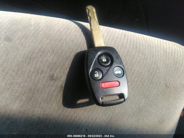 2008 HONDA CIVIC SDN EX VIN: 1HGFA16878L098613