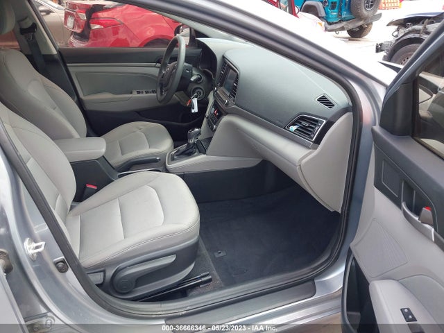 2017 HYUNDAI ELANTRA SE VIN: 5NPD84LF7HH155578