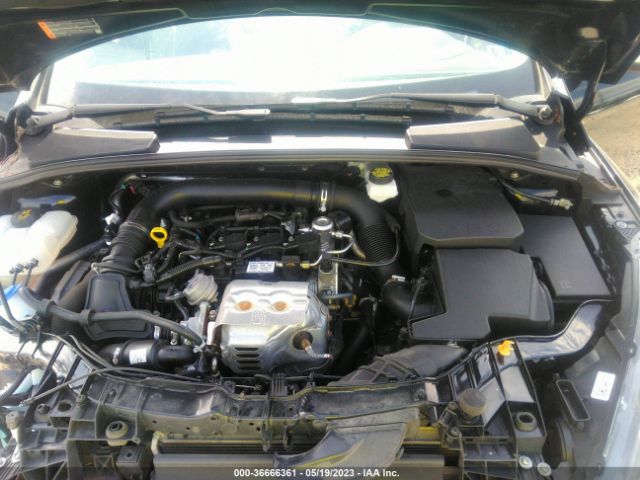 1FADP3FE5HL283352 Ford FOCUS SE