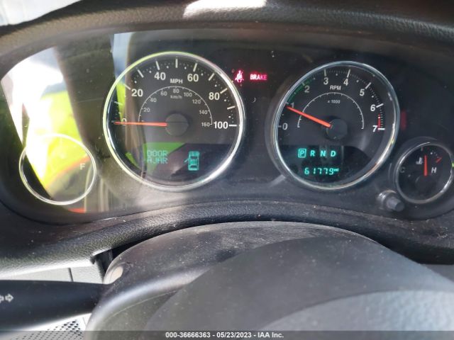 1C4GJWBG8GL220343 Jeep Wrangler Sahara
