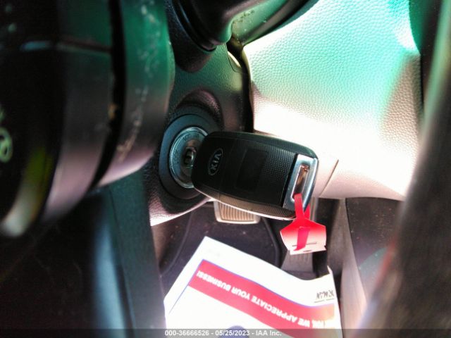 KNDJN2A20E7700553 KIA Soul Base