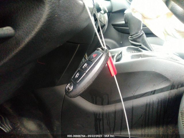 JN1BJ1CP6HW017272 Nissan Rogue Sport Sv