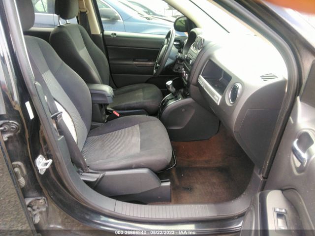 1C4NJDBB6FD282770 Jeep Compass Sport