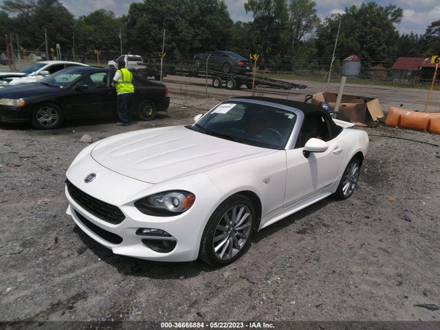 JC1NFAEK7H0123131 Fiat 124 Spider Lusso
